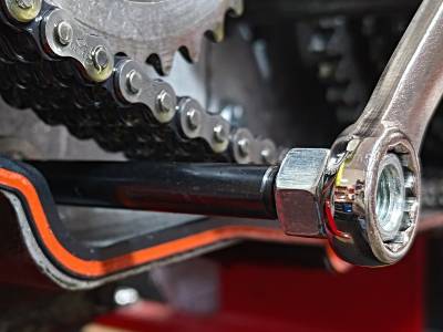 1977_sportster_primary_chain_adjuster_shoe_upgrade_kit_pic3_by_fizzle.jpg