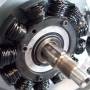 installing_race-spacer-_oil_seal_onto_crank_shaft_3_by_aussiegazza.jpg